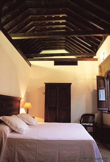 El Ladron De Agua Palacete Granada Phòng bức ảnh